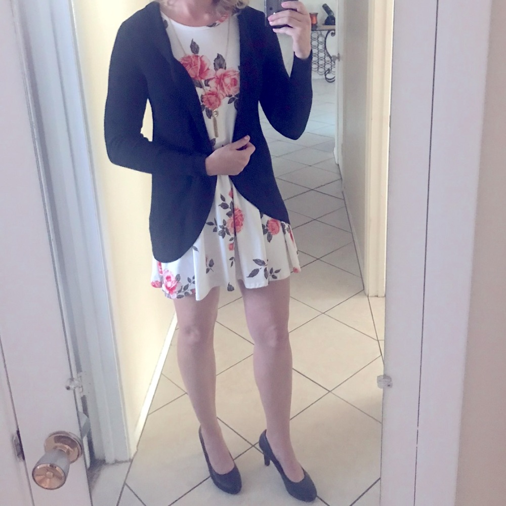 Discreet Dress